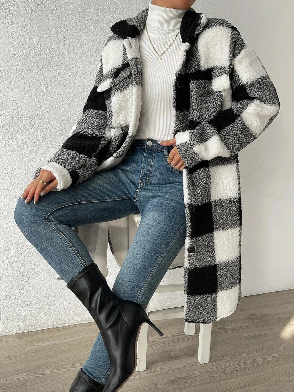 Women's Long Plaid Fleece Trench Coat – Oversized Button Pocket Winter Coat